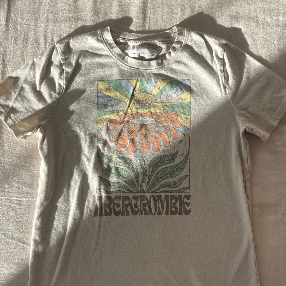 Abercrombie tee sz 11/12